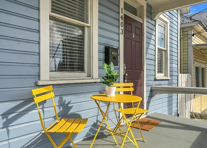 Modern Bungalow Less Than 4 Blocks To 7Th Ave In Ybor